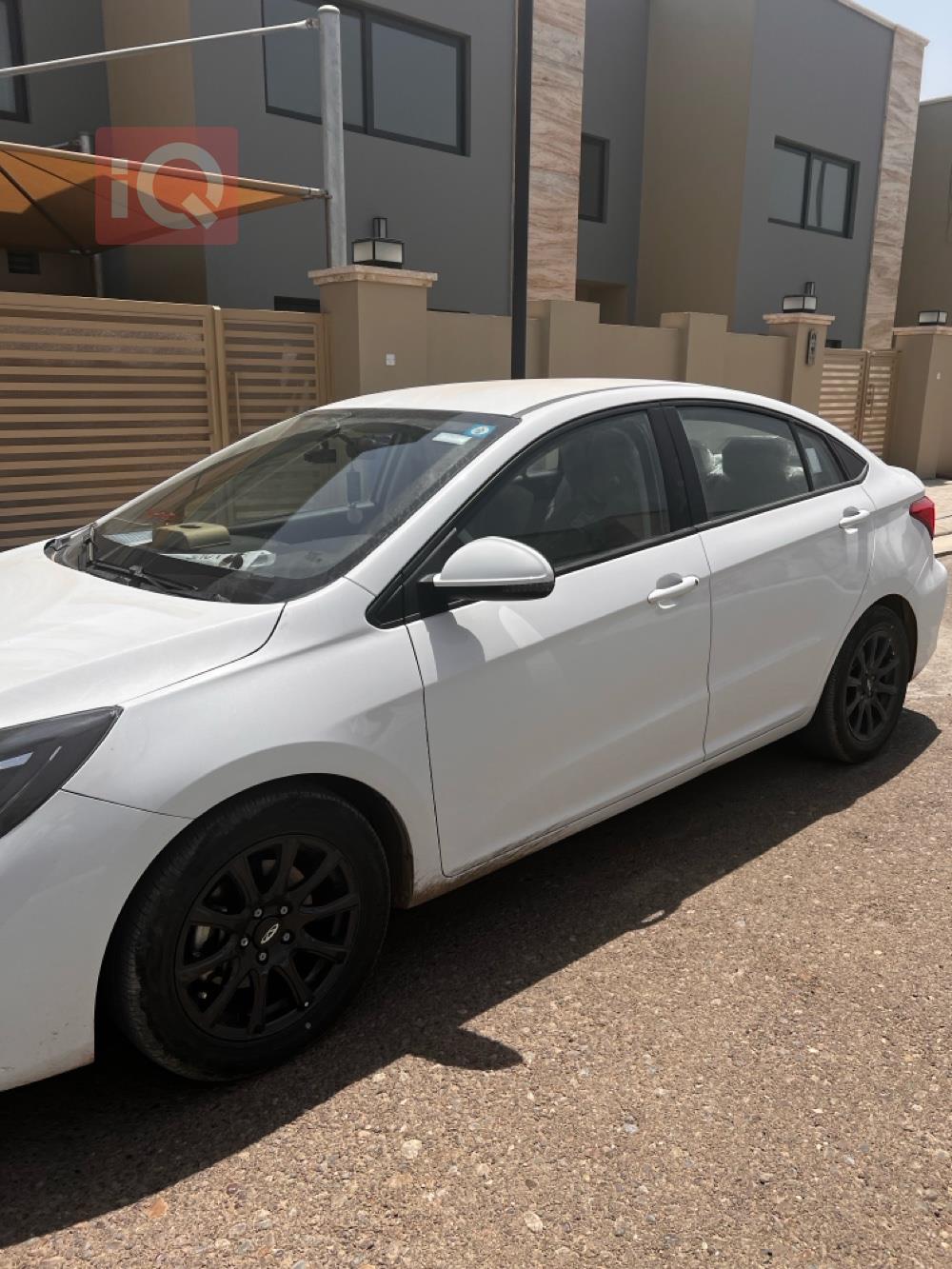 Chery Arrizo 5